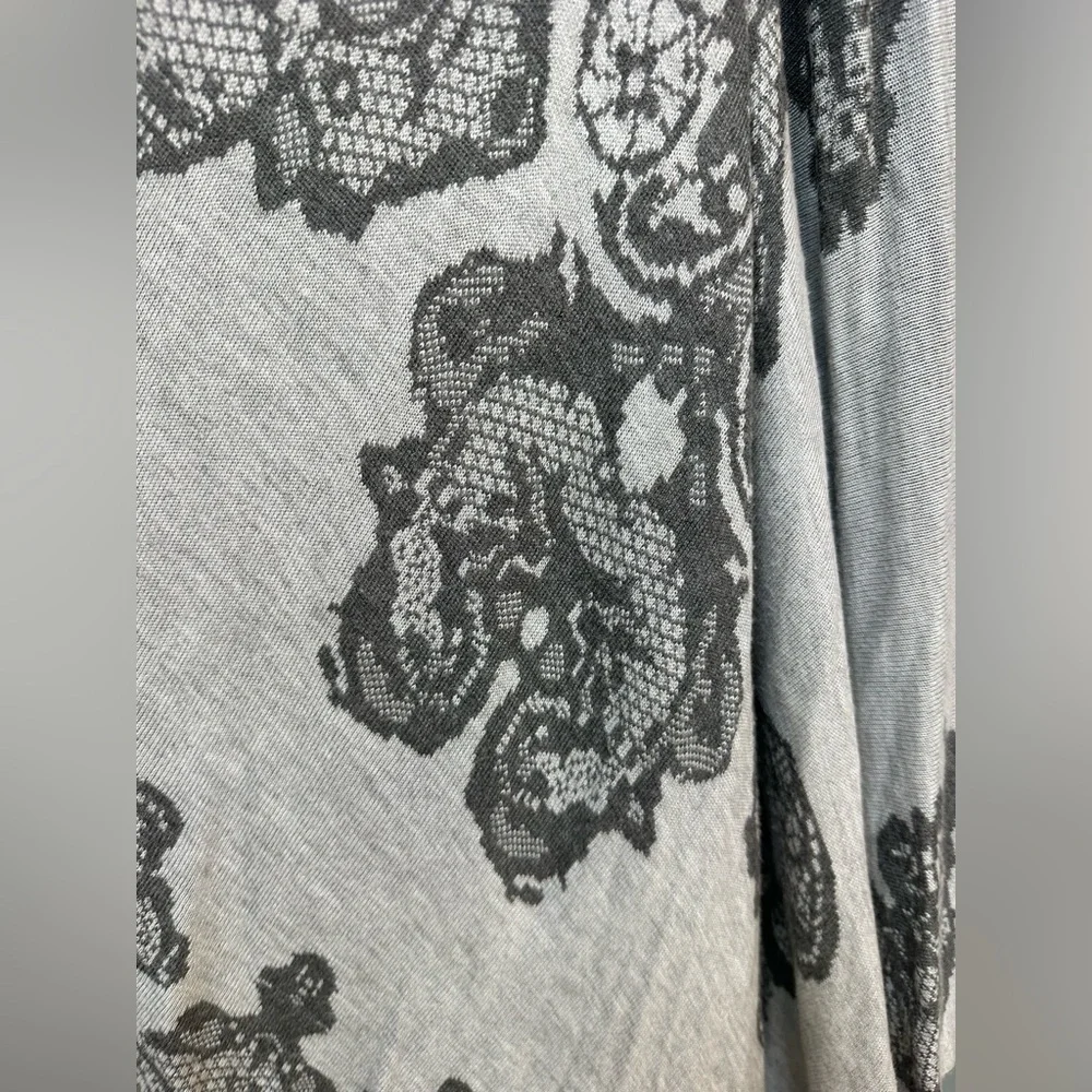 Neiman Marcus Designer Gray & Cream Chic Open Front Waterfall Cardigan Size M